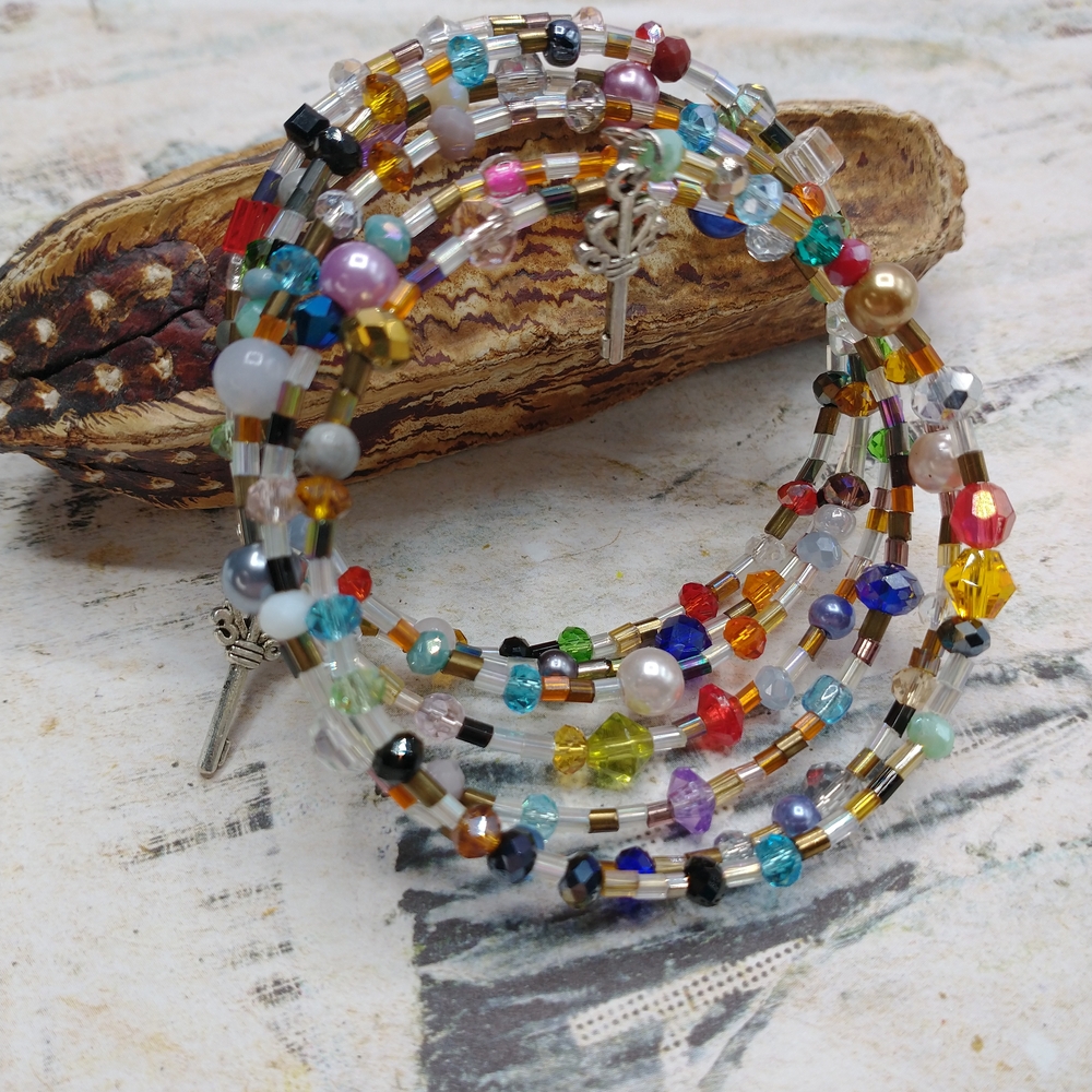 New Hand Crafted Multicolor Memory Wire Bracelet with Key Charms